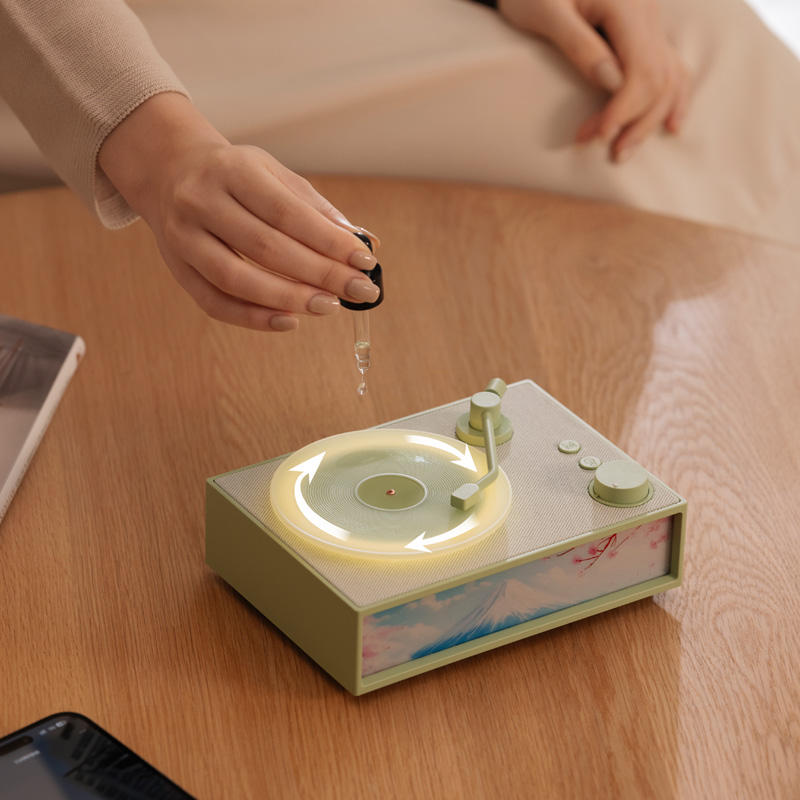 Retro Bluetooth Speaker with Ambient Light & Aroma Diffuser